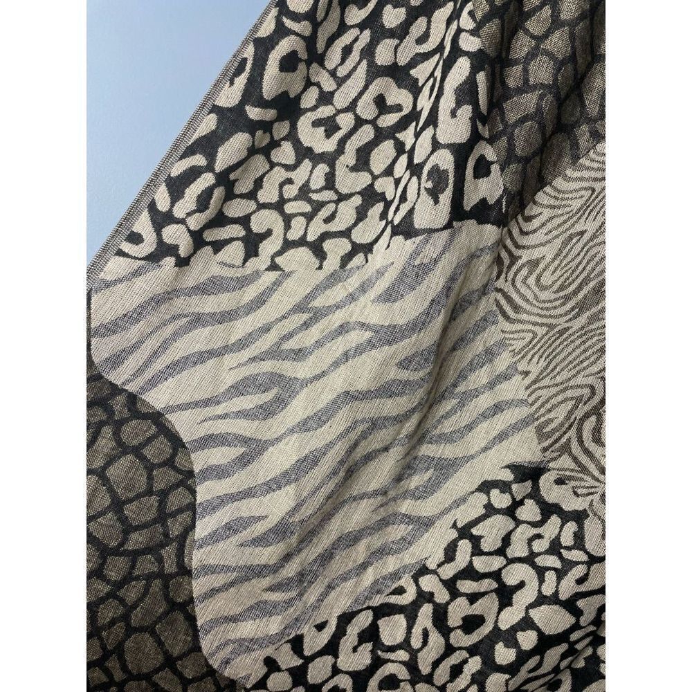 Leopard Animal Print Rectangular Acrylic Scarf - Picture 3 of 4